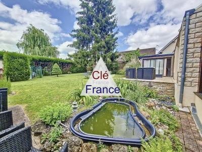 Detached Country House with Swimming Pool