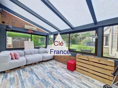 Detached Country House with Swimming Pool