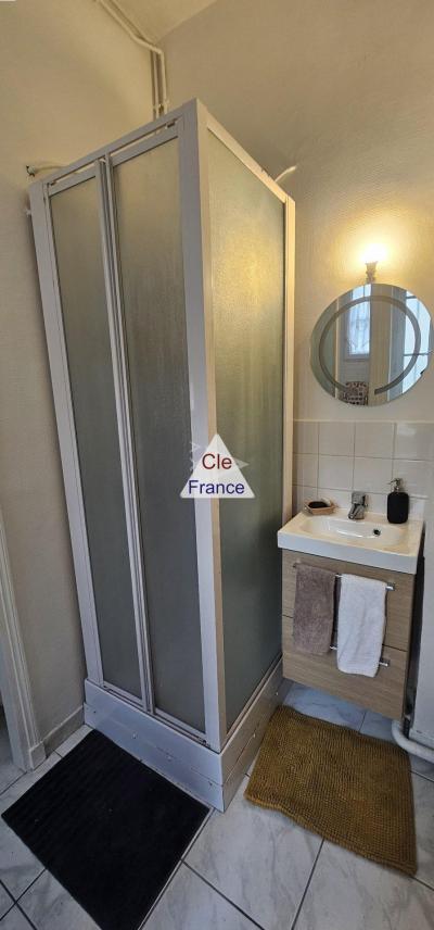Apartment in Paris 18th Arrondissement, Close to Sacre Coeur