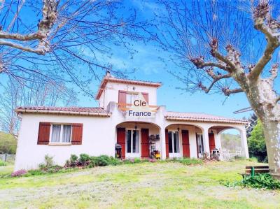Saint Just Et Vacquieres - Maison Des Annees 90 De 157 M2 Sur Un Terrain De 1800 M2