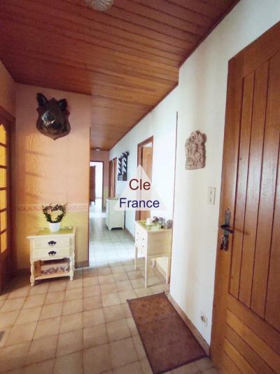 Saint Just Et Vacquieres - Maison Des Annees 90 De 157 M2 Sur Un Terrain De 1800 M2