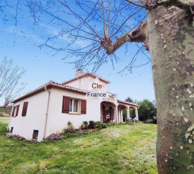 Saint Just Et Vacquieres - Maison Des Annees 90 De 157 M2 Sur Un Terrain De 1800 M2