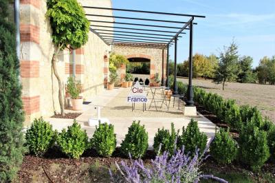 Gers- Propriete D\'exception -vaste Chai Gascon En Pierre Parfaitement Renove En 2020 Sur Un Ilot D\