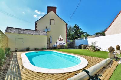 Beautiful House with Swimming Pool