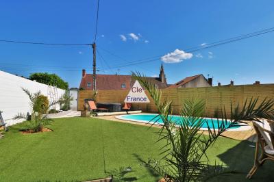 Beautiful House with Swimming Pool