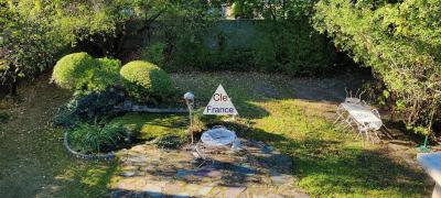 Period Property with Landscaped Garden