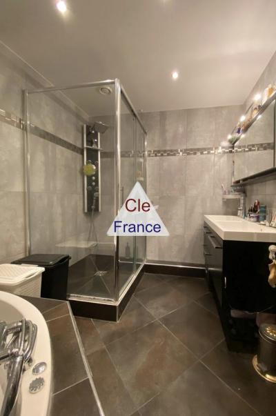 Tres Bel Appartement - 4/5 Pieces - 106 Ma