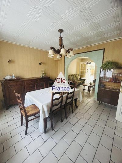 Habitable House to Improve in the Beautiful Village