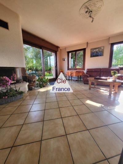 Architect Detached House with Garden