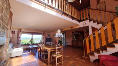Detached House with Sea View, 300m from the Beach