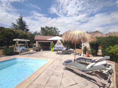 Charming House with Lovely Swimming Pool