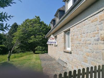 Detached Coastal Villa with Landscaped Garden