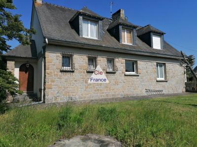 Detached Coastal Villa with Landscaped Garden