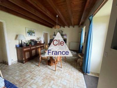 En Village, Maison