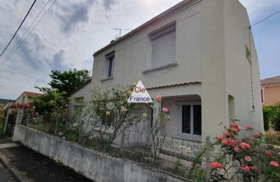 Detached House with Garden