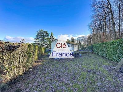 Detached House with Landscaped Garden