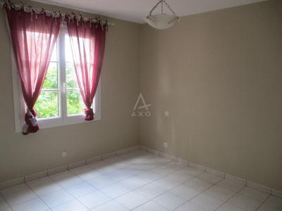 Detached House with Garden