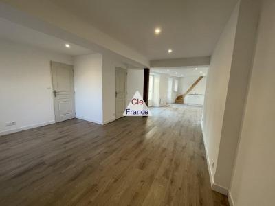 Immaculate Fully Renovated Town House