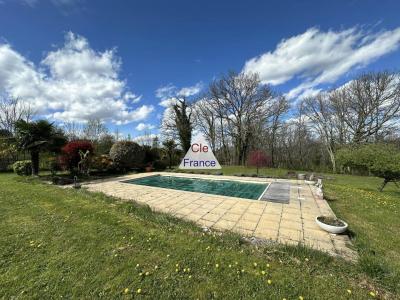 Maison Perigourdine En Pierre Avec Piscine