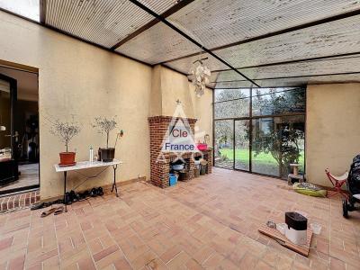 Fully Renovated Detached Villa with Garden