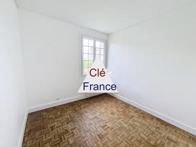 Large Family Home in a Haven of Peace Location