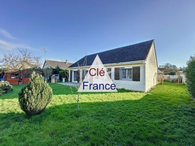 Detached House with Garden