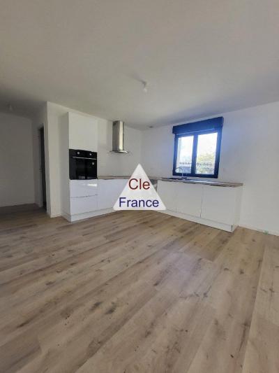 Modern Detached House Close to the Ports