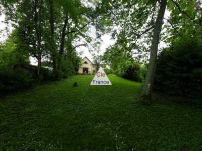 Detached Country House with Lovely Garden