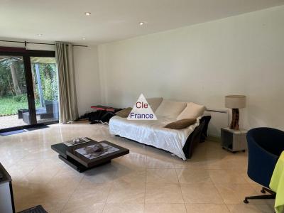 Detached Country House with Lovely Garden