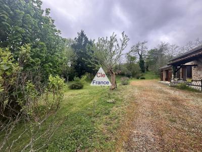 Detached Country House with Garden