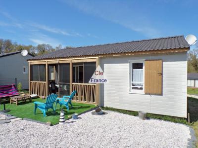 Detached Chalet with Swimming Pool