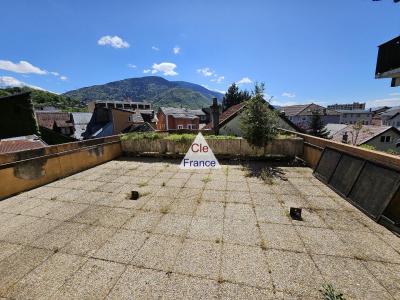 House with Terrace Overlooking the Mountains