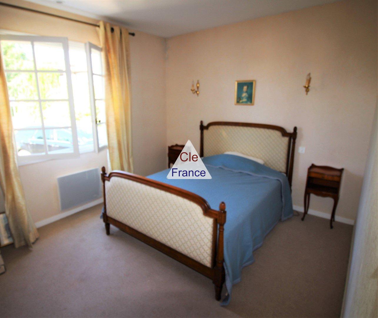 Main Photo