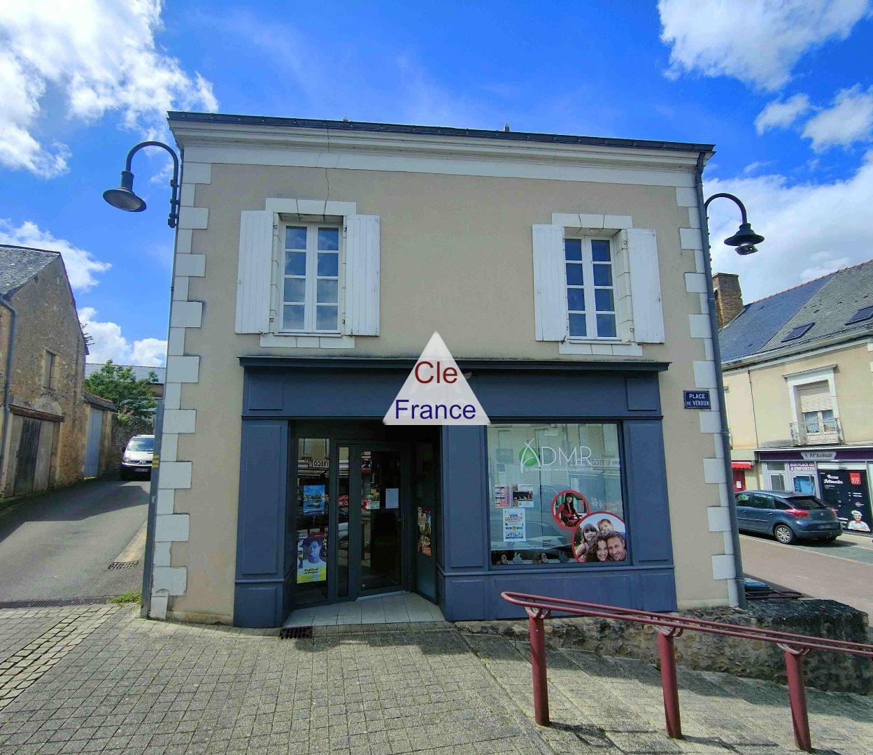 Main Photo of a 3 bedroom  Apartment for sale