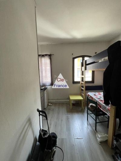 Large Property with Investment Opportunity