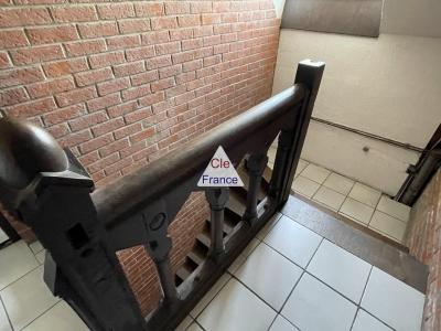 Large Property with Investment Opportunity
