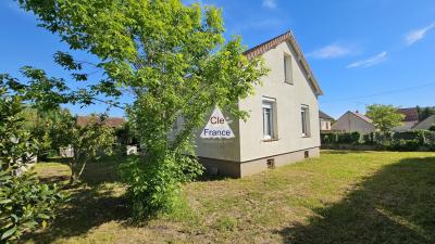 Detached House to Finish Clos to Leisure Lake