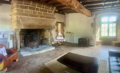 Period Manor House Set in 4.6 Hectares