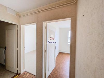 Two Bedroom Apartment in Heart of Town