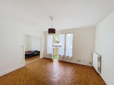 Two Bedroom Apartment in Heart of Town