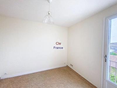 Two Bedroom Apartment in Heart of Town