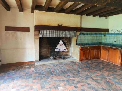 Detached Country House Set In 14 Hectares of Land