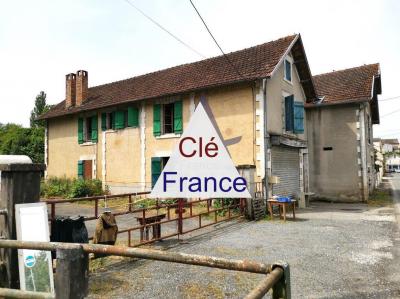 Detached Traditional House with Outbuilding