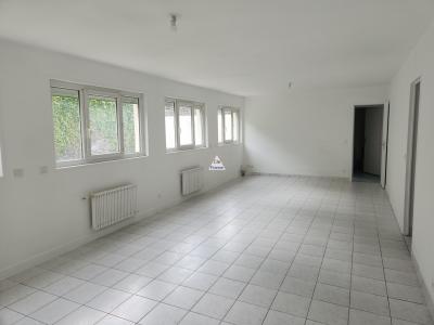 Single Storey Detached House With Garden