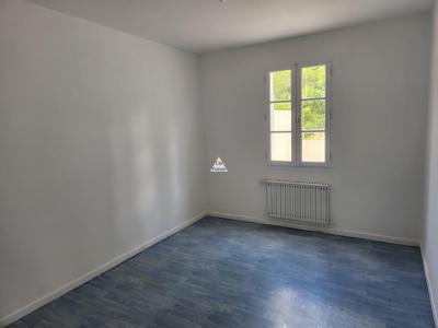 Single Storey Detached House With Garden