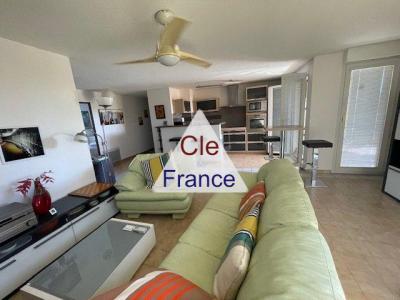 Apartment with Garage and Parking
