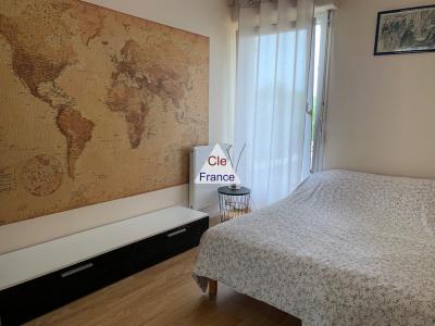 Spacious Apartment with Outside Terrace