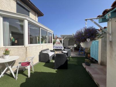 Apartment in Great Location by the Coast