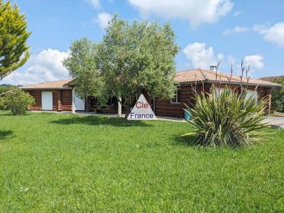 Detached House with Large Landscaped Garden