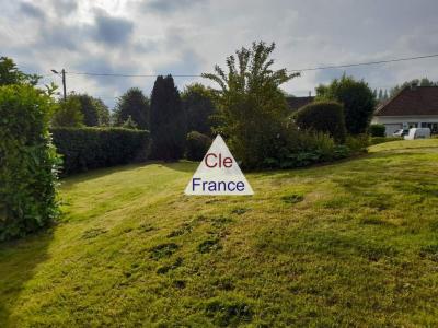 Detached House with Garden Close to The Beach